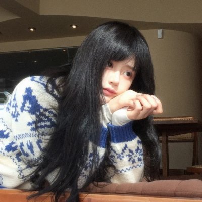 楼下的女人和楼上的男人